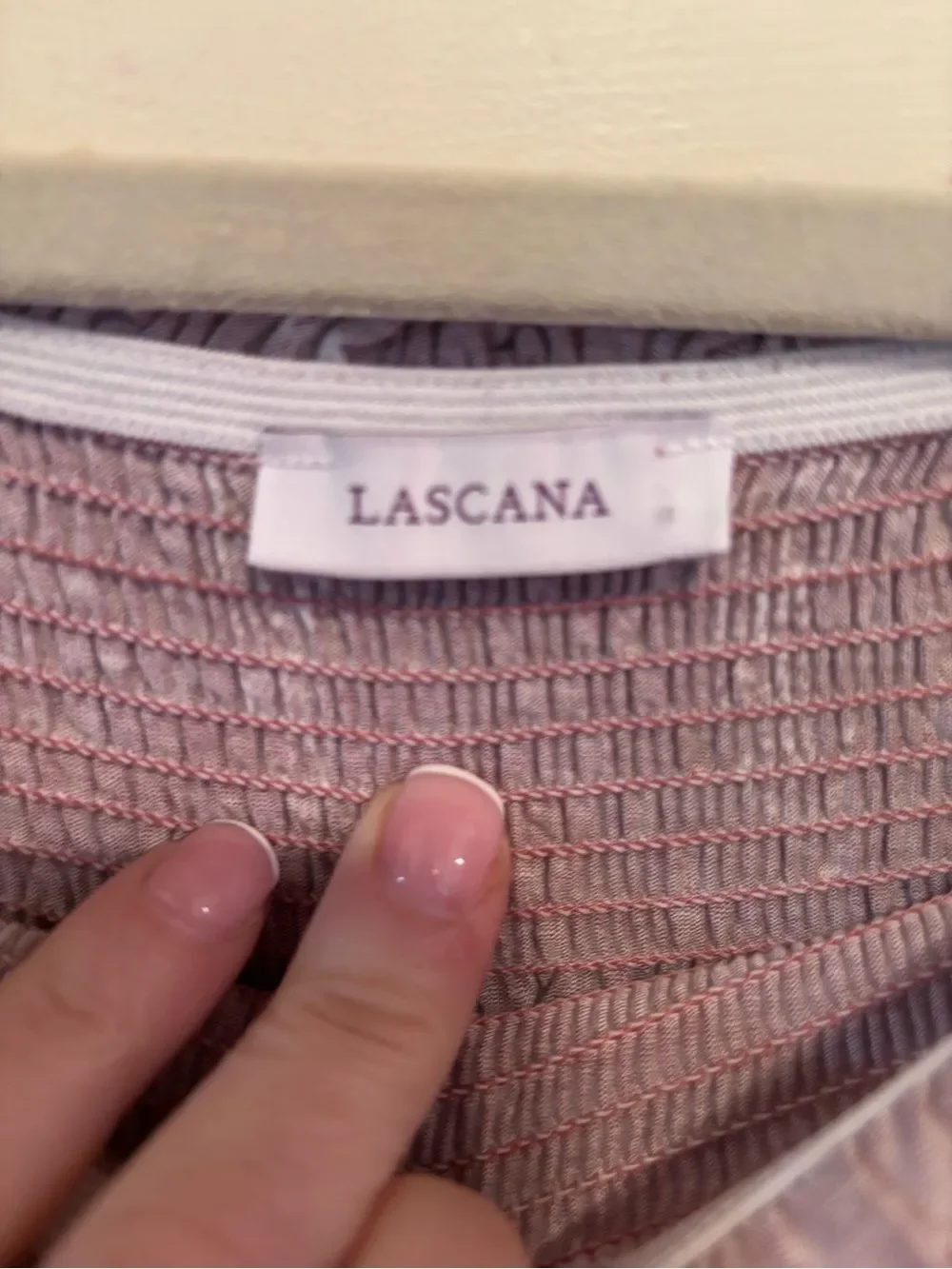 Lascana Bohemian Off-Shoulder Blouse in Mauve - Picture 3 of 6